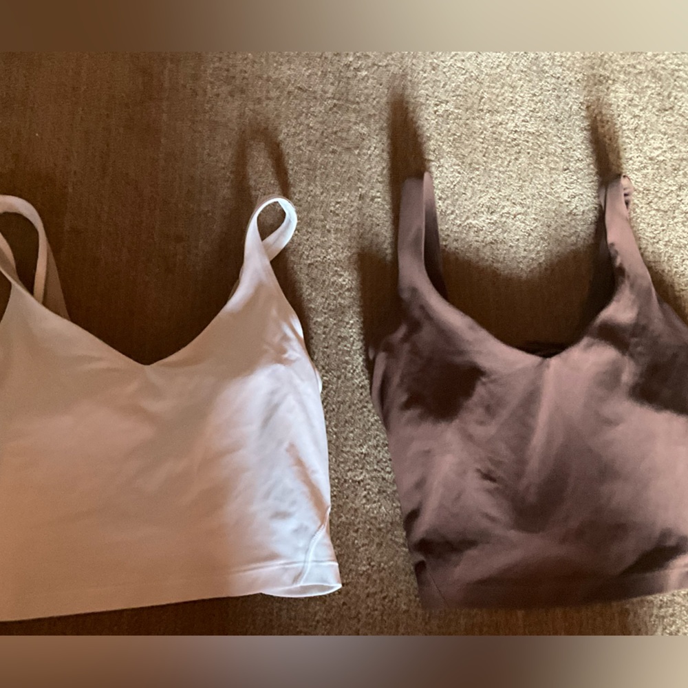 Lululemon, white align top